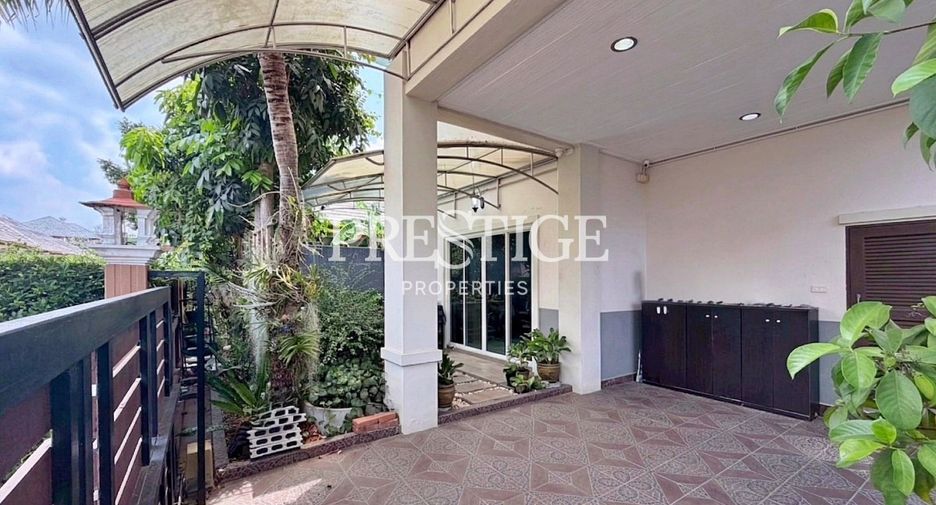 For sale 4 bedrooms house in Bang Lamung, Chonburi