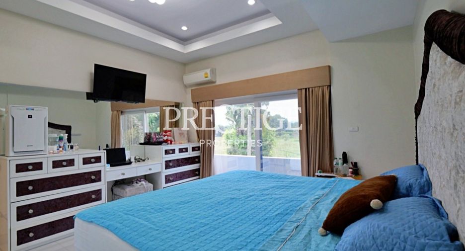 For sale 4 bedrooms house in Bang Lamung, Chonburi