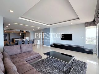 For rent 3 bedrooms condo in Bang Lamung, Chonburi