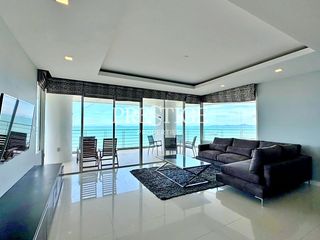 For rent 3 bedrooms condo in Bang Lamung, Chonburi