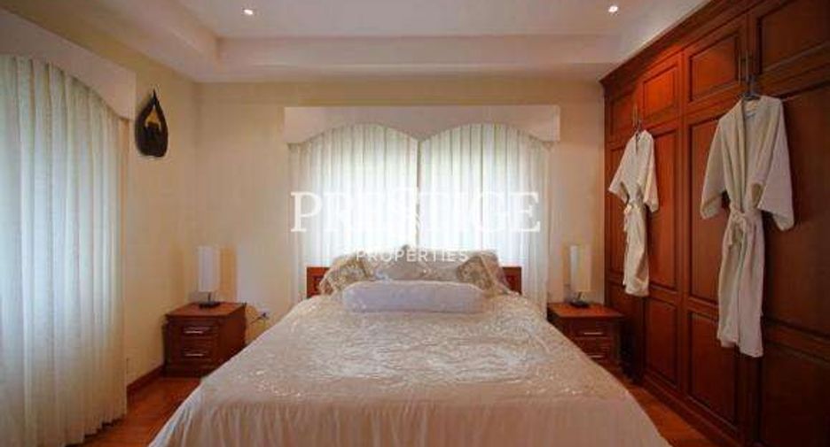 For rent 5 bedrooms house in Bang Lamung, Chonburi