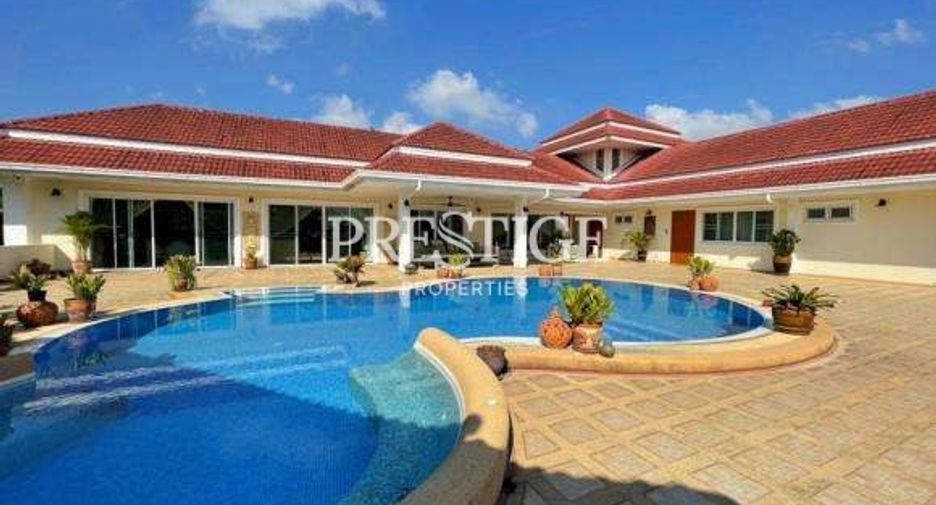 For rent 5 bedrooms house in Bang Lamung, Chonburi