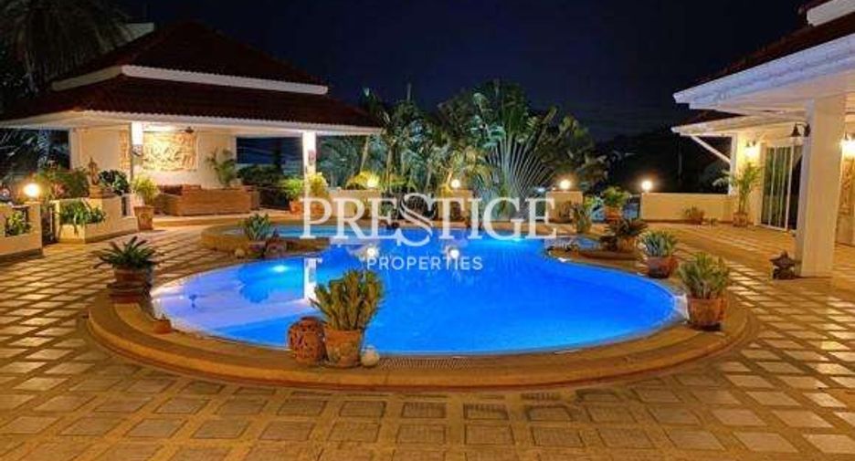 For rent 5 bedrooms house in Bang Lamung, Chonburi