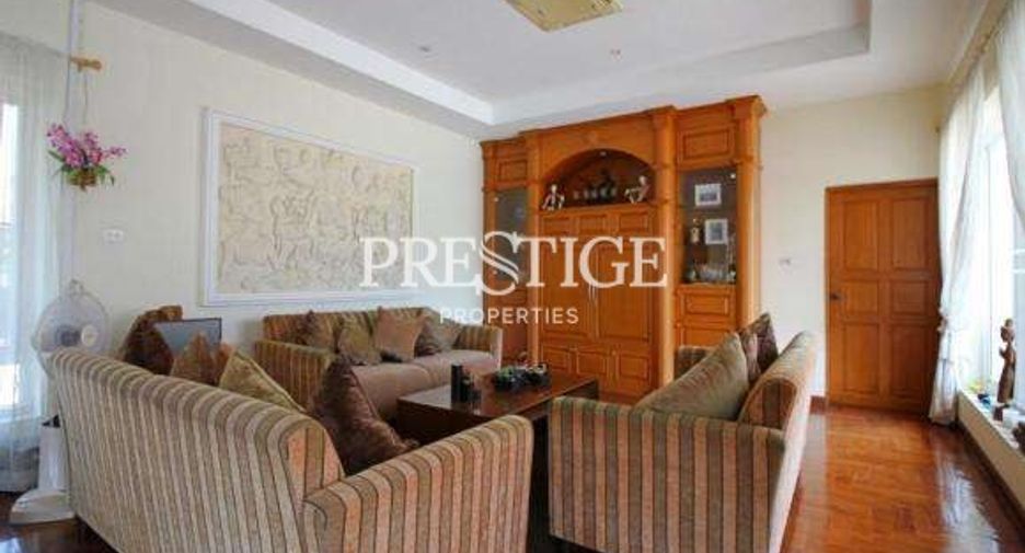 For rent 5 bedrooms house in Bang Lamung, Chonburi