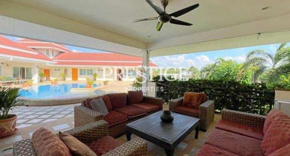 For rent 5 bedrooms house in Bang Lamung, Chonburi