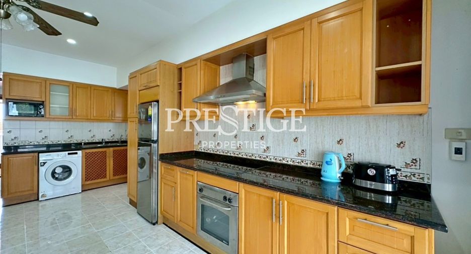 For rent 2 bedrooms condo in Bang Lamung, Chonburi