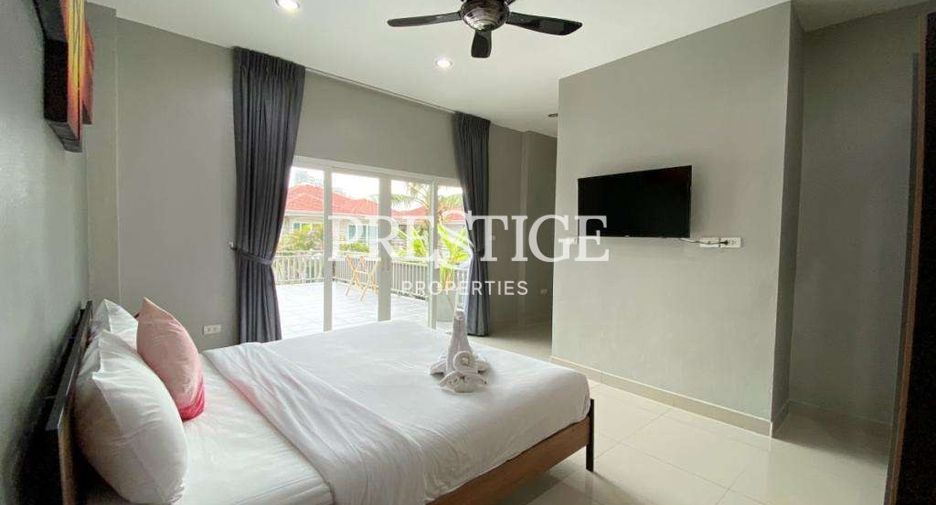Casa en alquiler de 5 habitaciones en Bang Lamung, Chonburi