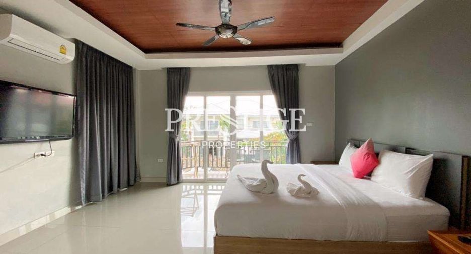 Casa en alquiler de 5 habitaciones en Bang Lamung, Chonburi