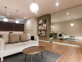À vendre et à louer studio condo à Yan Nawa, Bangkok