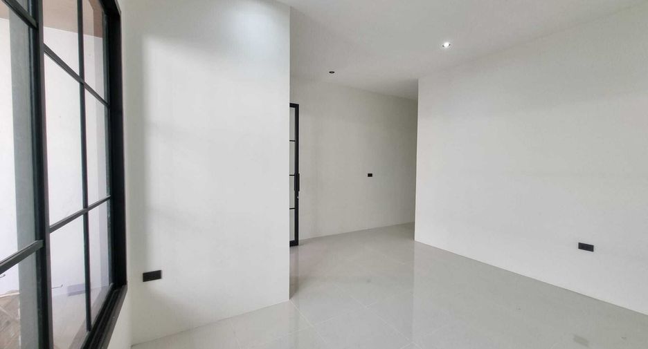 For sale 2 bedrooms townhouse in Thalang, Phuket