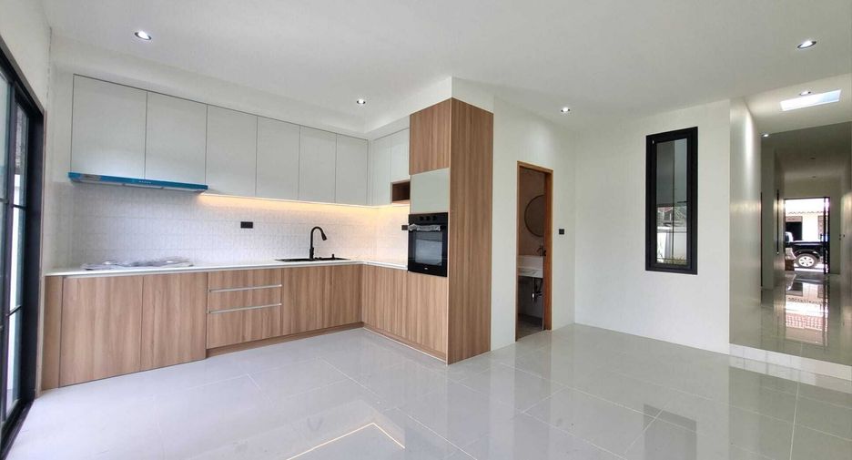 For sale 2 bedrooms townhouse in Thalang, Phuket