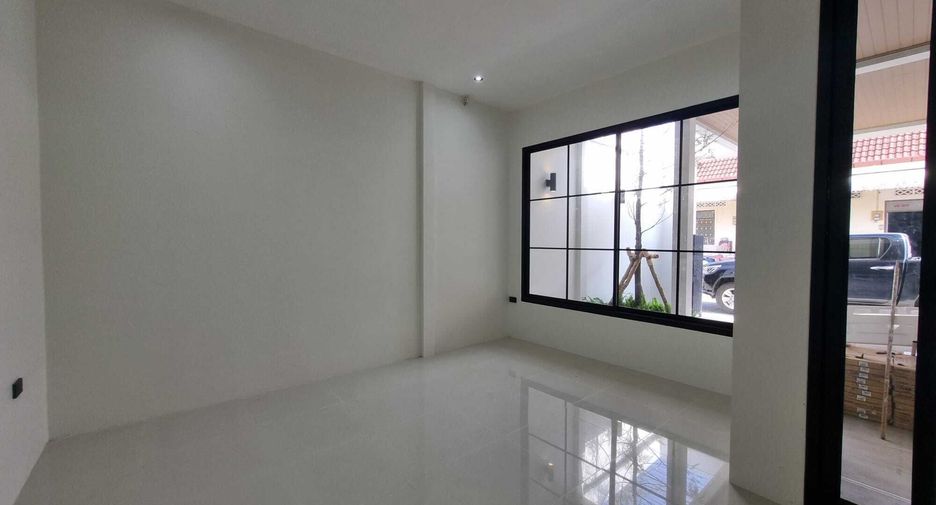 For sale 2 bedrooms townhouse in Thalang, Phuket