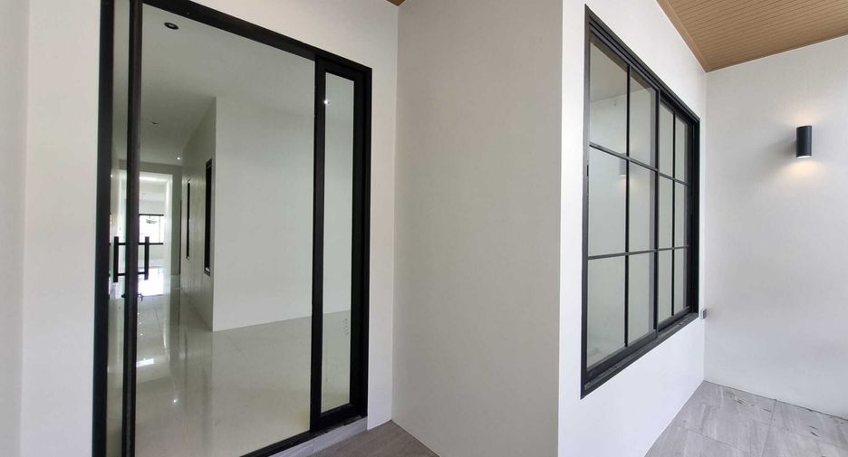 For sale 2 bedrooms townhouse in Thalang, Phuket
