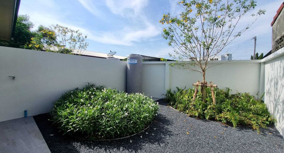 For sale 2 bedrooms townhouse in Thalang, Phuket