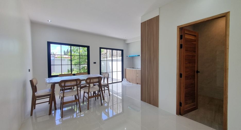 For sale 2 bedrooms townhouse in Thalang, Phuket