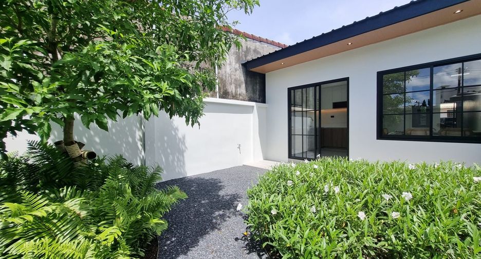 For sale 2 bedrooms townhouse in Thalang, Phuket