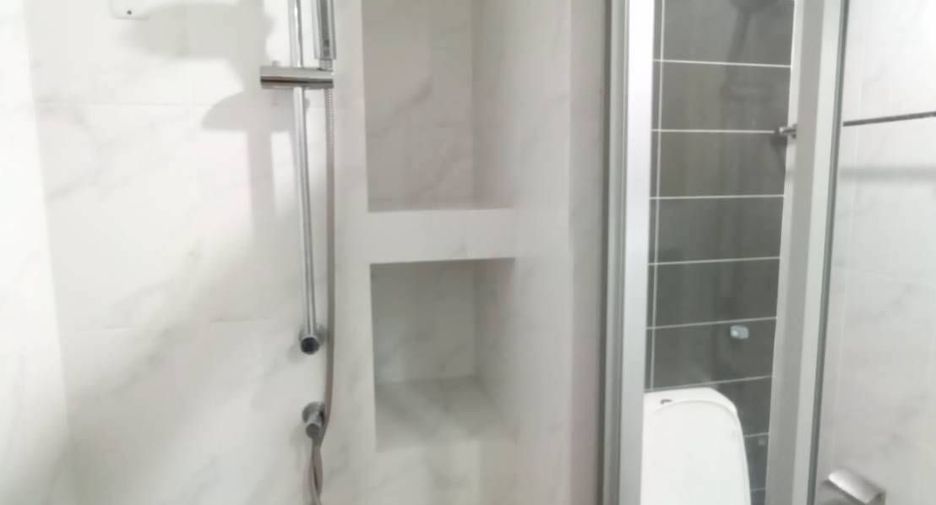 À vendre 1 chambre condo à Bangkok Noi, Bangkok