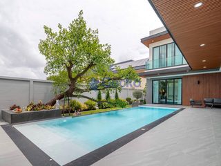 Casa en venta de 5 habitaciones en Bang Lamung, Chonburi