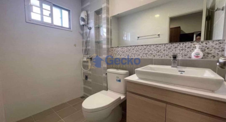 For rent 4 bedrooms house in Si Racha, Chonburi