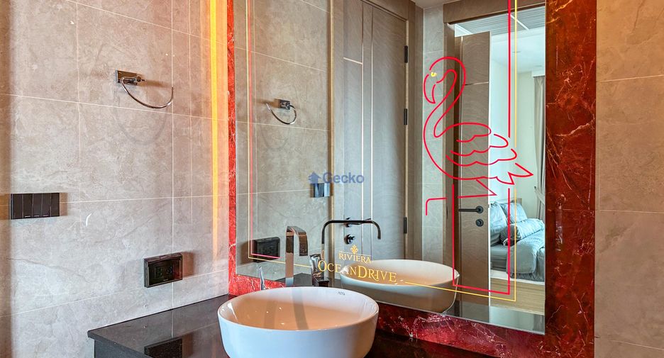 For rent and for sale 1 bed condo in Bang Lamung, Chonburi