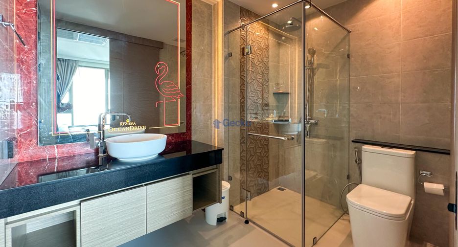 For rent and for sale 1 bed condo in Bang Lamung, Chonburi
