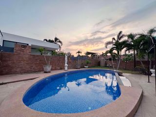 Haus zum Kauf mit 3 Zimmer in Bang Lamung, Chonburi
