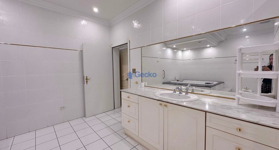 À vendre 3 chambres maison à Bang Lamung, Chonburi