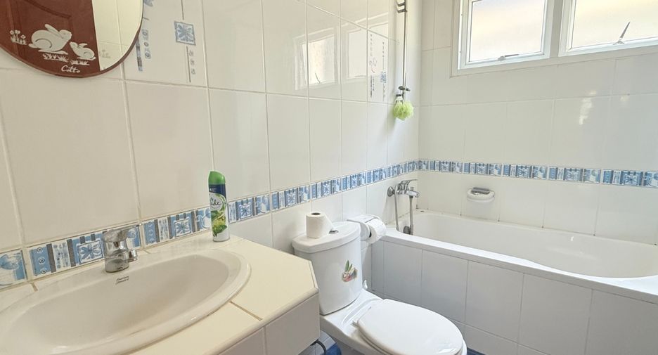 For sale 3 bedrooms house in Bang Lamung, Chonburi