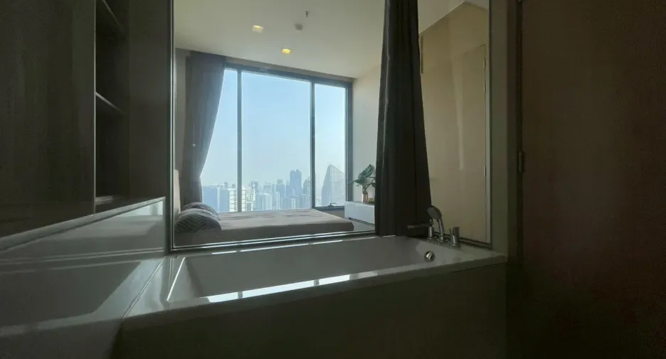 For rent 1 bed condo in Watthana, Bangkok