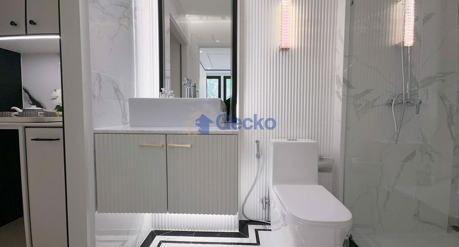 For sale 2 bedrooms condo in Bang Lamung, Chonburi