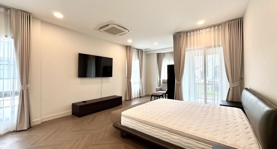 Haus zur Miete mit 4 Zimmer in Saphan Sung, Bangkok