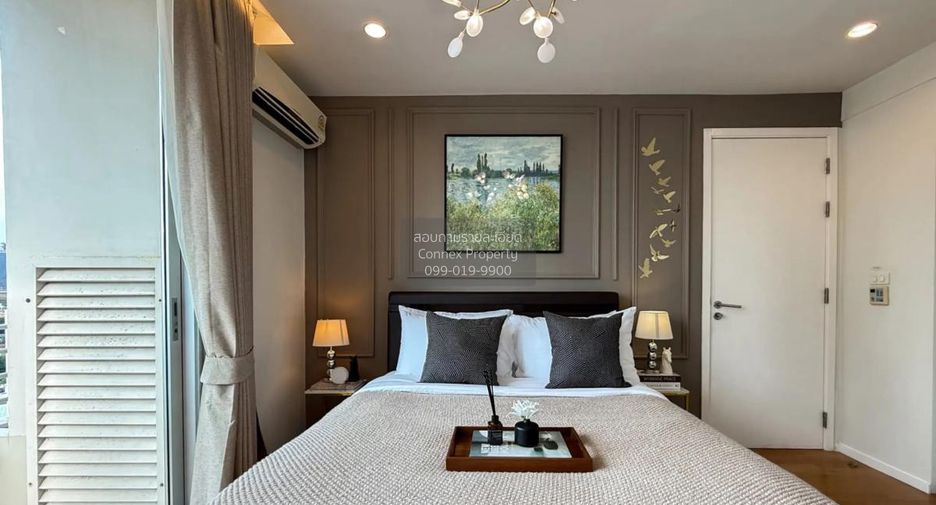 For rent 2 bedrooms condo in Sathon, Bangkok