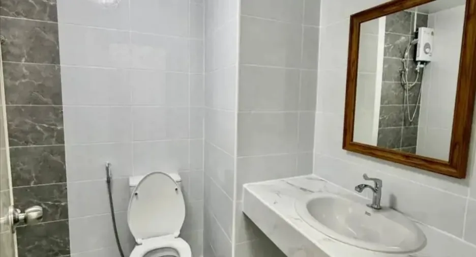 For sale studio condo in Bang Lamung, Chonburi