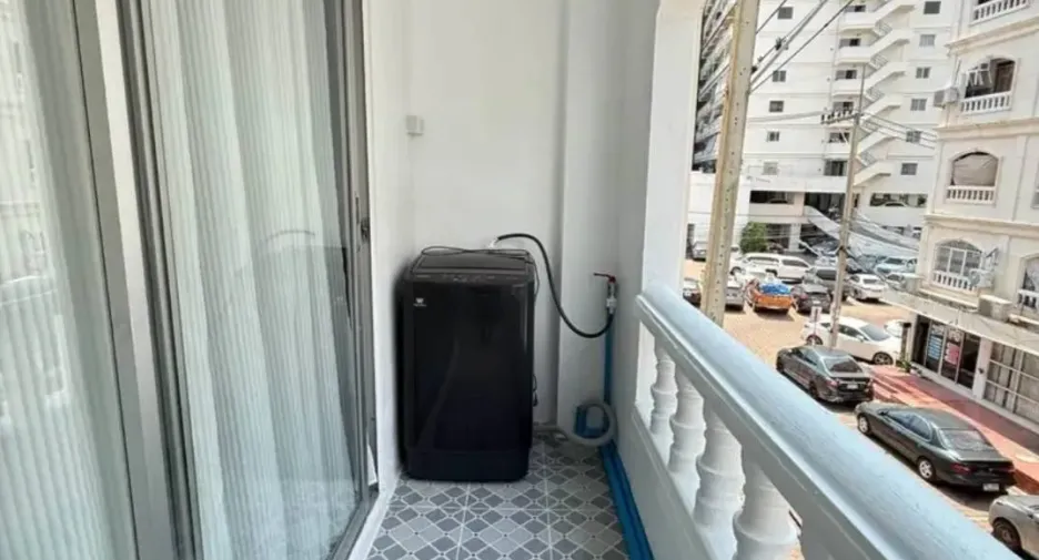 For sale studio condo in Bang Lamung, Chonburi