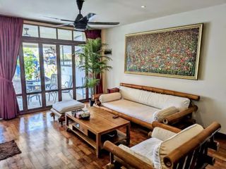 Casa adosada en venta de 2 habitaciones en Kathu, Phuket