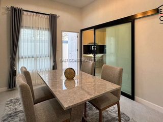 À vendre et à louer 3 chambres maison à Bang Lamung, Chonburi