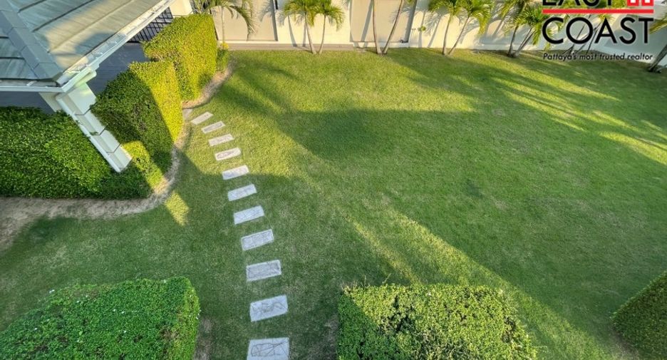 For sale and for rent 4 bedrooms house in Bang Lamung, Chonburi