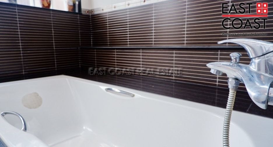 For sale and for rent 4 bedrooms house in Bang Lamung, Chonburi
