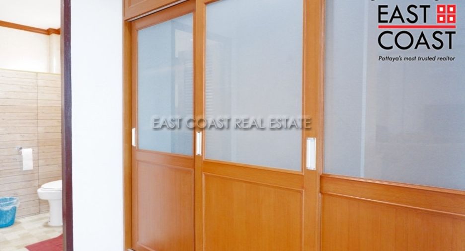 For sale and for rent 4 bedrooms house in Bang Lamung, Chonburi