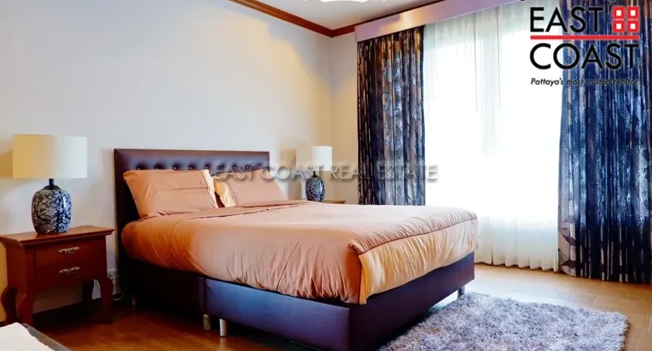 For rent and for sale 4 bedrooms house in Bang Lamung, Chonburi