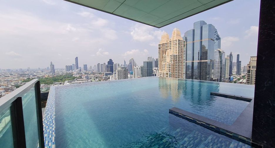 For rent 2 bedrooms condo in Sathon, Bangkok