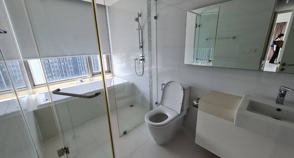 For rent 2 bedrooms condo in Sathon, Bangkok