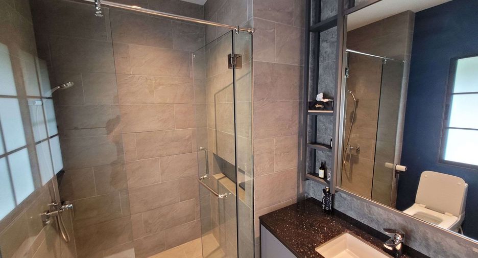 Wohnung zur Miete mit 4 Zimmer in Watthana, Bangkok