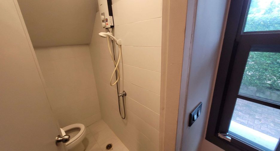 Wohnung zur Miete mit 4 Zimmer in Watthana, Bangkok