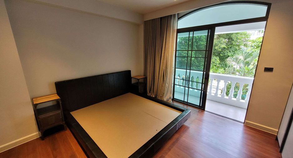 Wohnung zur Miete mit 4 Zimmer in Watthana, Bangkok
