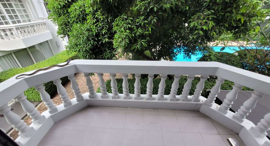 Wohnung zur Miete mit 4 Zimmer in Watthana, Bangkok