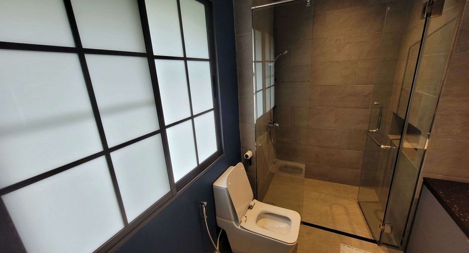 Wohnung zur Miete mit 4 Zimmer in Watthana, Bangkok