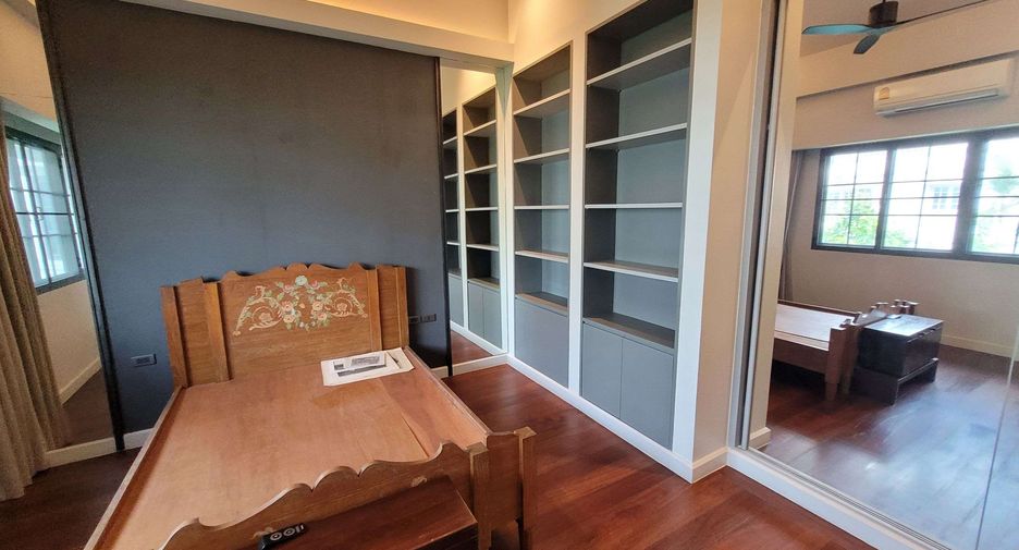 Wohnung zur Miete mit 4 Zimmer in Watthana, Bangkok