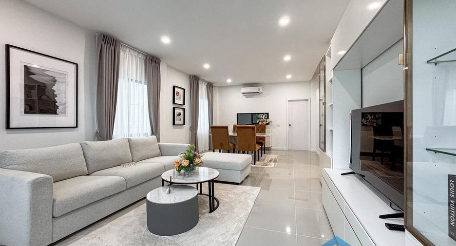 For sale 3 bedrooms house in Bang Lamung, Chonburi