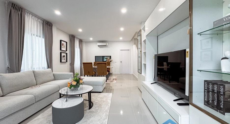 For sale 3 bedrooms house in Bang Lamung, Chonburi
